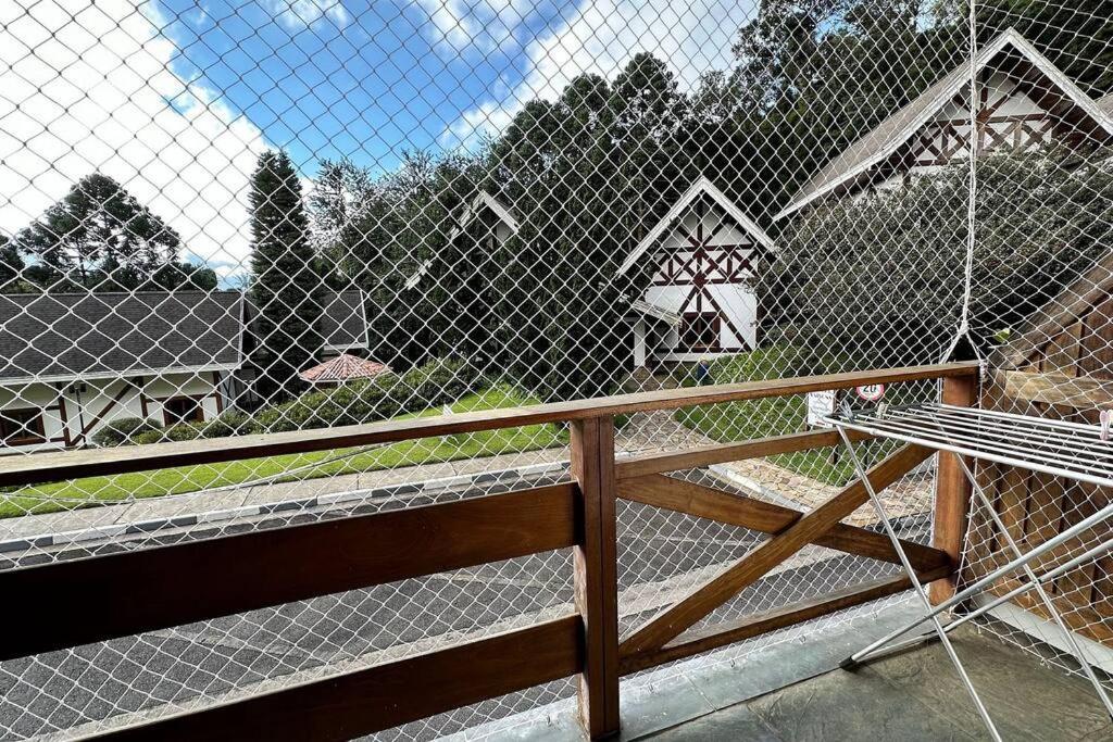 Apartamento Luxo Quatre Saisons Campos do Jordão Exterior foto