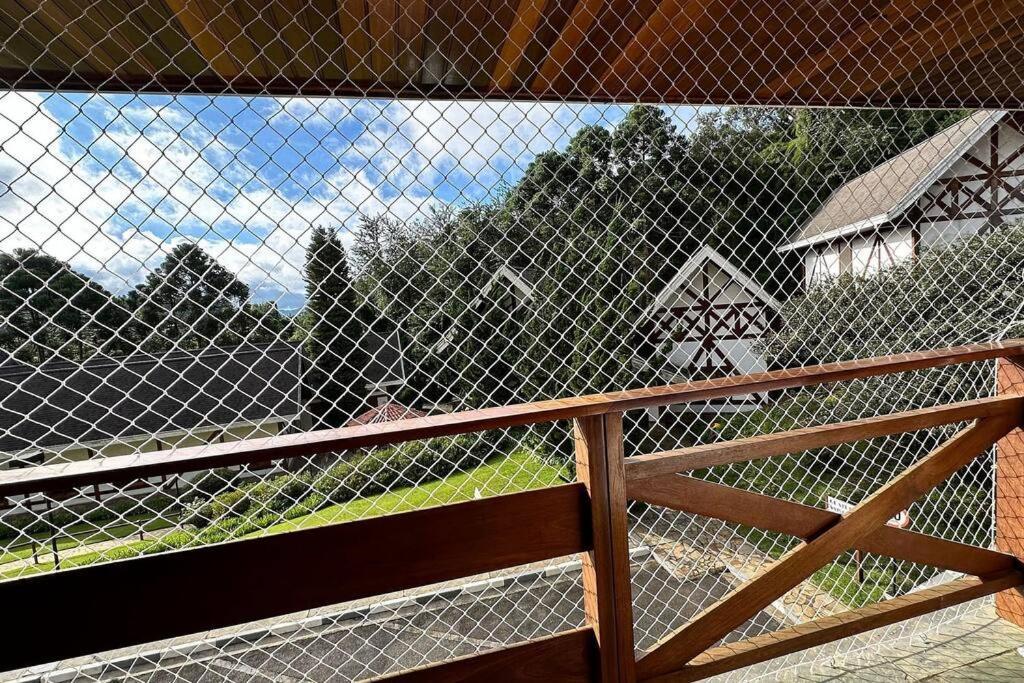 Apartamento Luxo Quatre Saisons Campos do Jordão Exterior foto